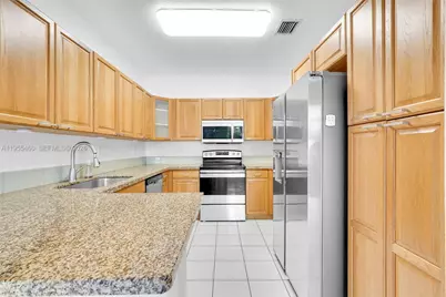 1120 Cliffrose St, Hollywood, FL 33019 - Photo 37