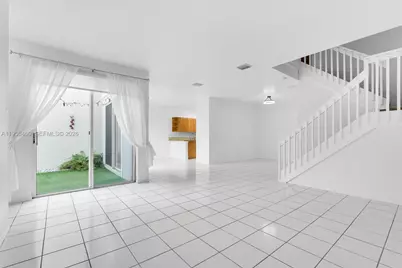 1120 Cliffrose St, Hollywood, FL 33019 - Photo 29