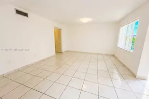 2582 W 56th St, Hialeah, FL 33016 - Photo 11