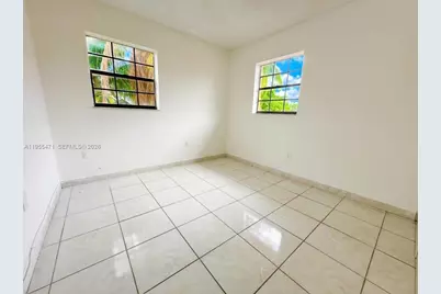 2582 W 56th St #201, Hialeah, FL 33016 - Photo 9