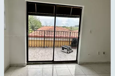 2582 W 56th St #201, Hialeah, FL 33016 - Photo 19