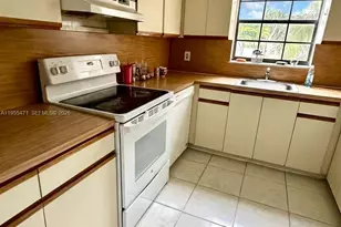 2582 W 56th St, Hialeah, FL 33016 - Photo 3