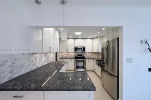 710 NW 78th Ave, Pembroke Pines, FL 33024 - Photo 5