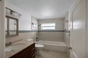 710 NW 78th Ave, Pembroke Pines, FL 33024 - Photo 9