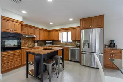 510 SE 3rd Ave #A, Dania Beach, FL 33004 - Photo 11