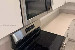 2721 SE 26th Rd, Homestead, FL 33035 - Photo 15