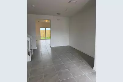 2721 SE 26th Rd #2721, Homestead, FL 33035 - Photo 11