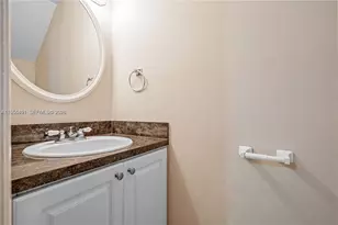 1927 SW 107th Ave, Miami, FL 33165 - Photo 13