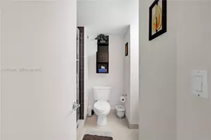 2301 Collins Ave, Miami Beach, FL 33139 - Photo 25