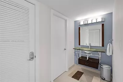 2301 Collins Ave #1006, Miami Beach, FL 33139 - Photo 17