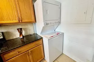 7801 Hispanola Ave, North Bay Village, FL 33141 - Photo 17