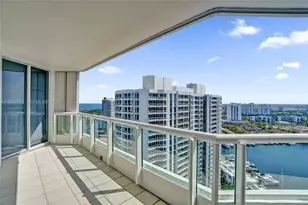 21205 Yacht Club Dr, Aventura, FL 33180 - Photo 39