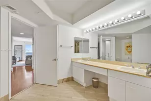 21205 Yacht Club Dr, Aventura, FL 33180 - Photo 21