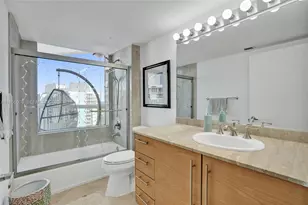 21205 Yacht Club Dr, Aventura, FL 33180 - Photo 27