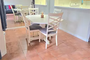 300 SW 130th Terrace, Pembroke Pines, FL 33027 - Photo 5