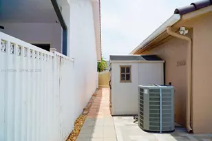 [Address not provided], Miami Lakes, FL 33018 - Photo 31