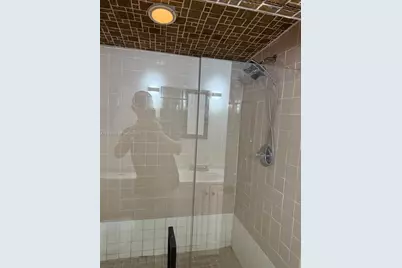 1270 North Dr, Miami, FL 33179 - Photo 21