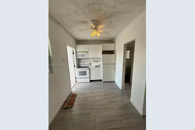 1270 North Dr, Miami, FL 33179 - Photo 29