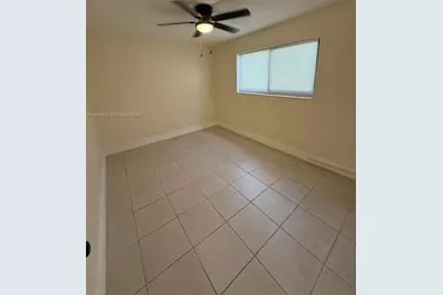 1270 North Dr, Miami, FL 33179 - Photo 11