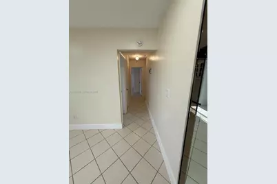 1270 North Dr, Miami, FL 33179 - Photo 9