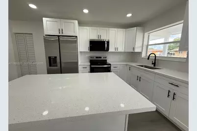 3010 NW 186th Ter, Miami Gardens, FL 33056 - Photo 9