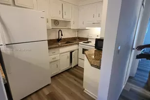 600 Layne Blvd, Hallandale Beach, FL 33009 - Photo 7