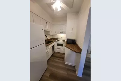 600 Layne Blvd #118, Hallandale Beach, FL 33009 - Photo 5