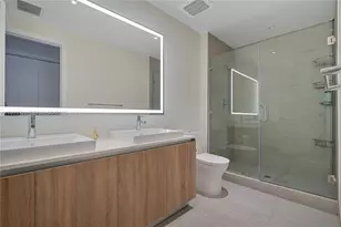 2960 NE 207th St, Aventura, FL 33180 - Photo 7