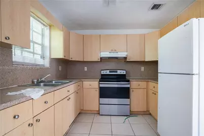 415 N 60th Way #1, Hollywood, FL 33024 - Photo 5