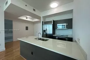 55 SE 6th St, Miami, FL 33131 - Photo 3