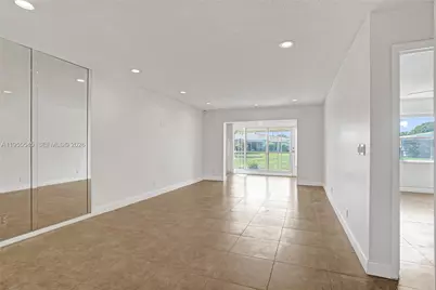 8914 Belle Aire Dr, Boca Raton, FL 33433 - Photo 39