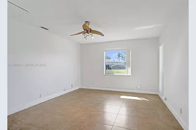 8914 Belle Aire Dr, Boca Raton, FL 33433 - Photo 51