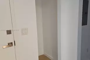 557 Michigan Ave, Miami Beach, FL 33139 - Photo 17