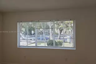 557 Michigan Ave, Miami Beach, FL 33139 - Photo 23