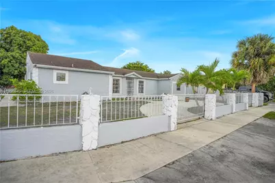 19897 NW 62nd Ave, Hialeah, FL 33015 - Photo 23