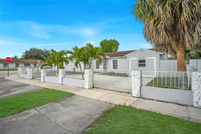 19897 NW 62nd Ave, Hialeah, FL 33015 - Photo 25