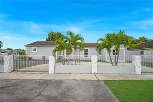 19897 NW 62nd Ave, Hialeah, FL 33015 - Photo 23