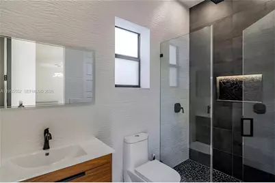 8900 NW 161st Ter, Miami Lakes, FL 33018 - Photo 13