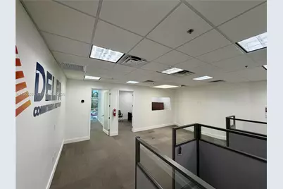 7500 NW 25th St #205, Miami, FL 33122 - Photo 5