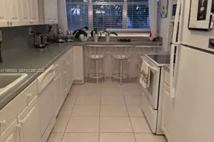 100 Golden Isles Dr, Hallandale Beach, FL 33009 - Photo 7