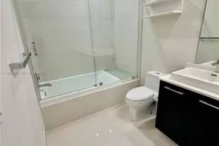 45 SW 9th St, Miami, FL 33130 - Photo 41