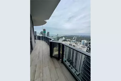 45 SW 9th St #4606, Miami, FL 33130 - Photo 15