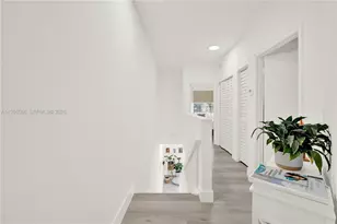 1516 Veracruz Ln, Weston, FL 33327 - Photo 19