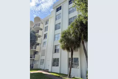 9310 Fontainebleau Blvd #203, Miami, FL 33172 - Photo 3