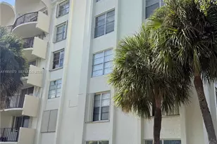 9310 Fontainebleau Blvd, Miami, FL 33172 - Photo 3