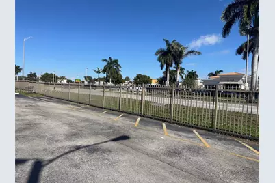 3375 W 76th St #223, Hialeah, FL 33018 - Photo 25