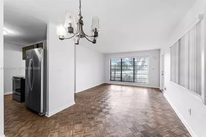 11401 SW 57th St, Miami, FL 33173 - Photo 7