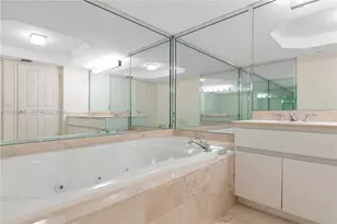 [Address not provided], Sunny Isles Beach, FL 33160 - Photo 15