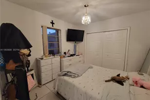 11048 SW 2nd St, Sweetwater, FL 33174 - Photo 17