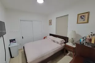 11048 SW 2nd St, Sweetwater, FL 33174 - Photo 7